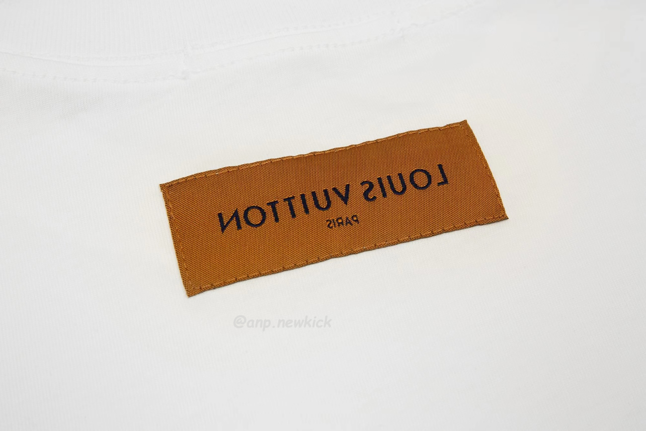 Louis Vuitton 23ss Instrument Short Sleeved T Shirt (4) - www.newkick.org Louis Vuitton 23ss Instrument Short Sleeved T Shirt (4) - www.newkick.org