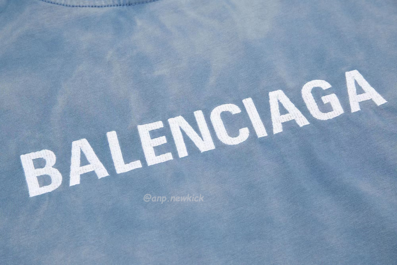 Balenciaga 24ss Letter Logo Printing Short Sleeve Retro T Shirt (3) - www.newkick.org Balenciaga 24ss Letter Logo Printing Short Sleeve Retro T Shirt (3) - www.newkick.org