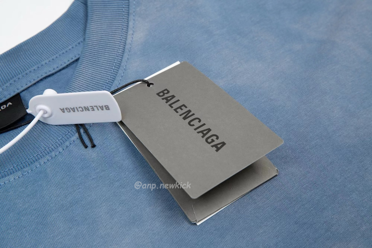 Balenciaga 24ss Letter Logo Printing Short Sleeve Retro T Shirt (8) - www.newkick.org Balenciaga 24ss Letter Logo Printing Short Sleeve Retro T Shirt (8) - www.newkick.org