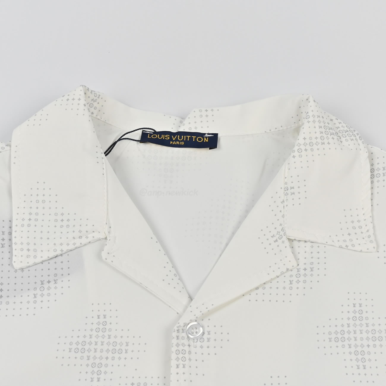 Louis Vuitton 24ss Old Flower Small Logo Short Sleeved Shirt (7) - www.newkick.org Louis Vuitton 24ss Old Flower Small Logo Short Sleeved Shirt (7) - www.newkick.org