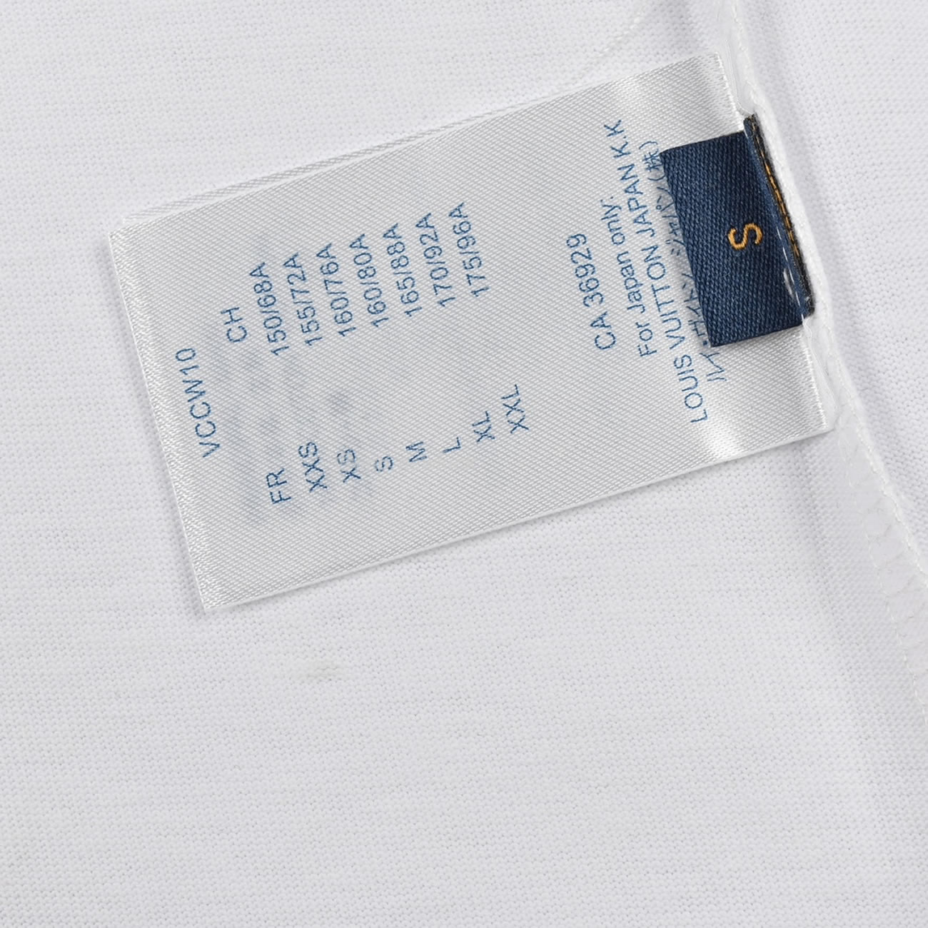 Louis Vuitton 24ss Stitching Cursive Embroidery Letters, Short Sleeves T Shirt (6) - www.newkick.vip