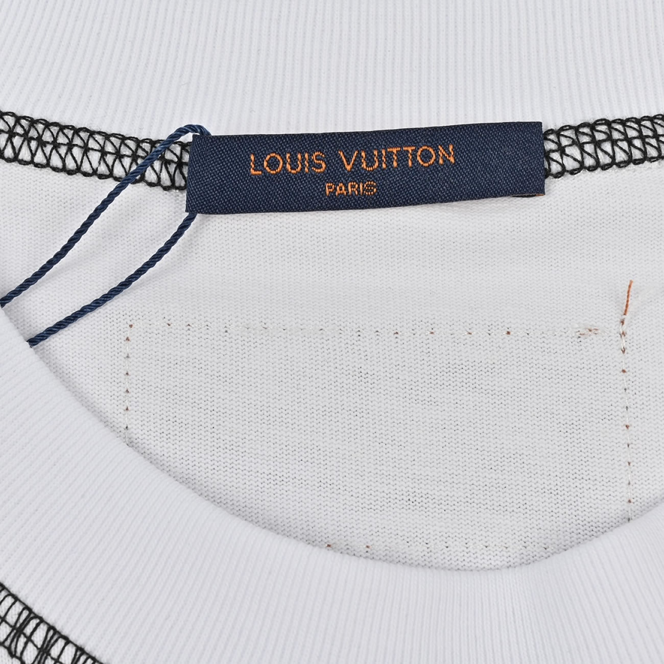 Louis Vuitton 24ss Stitching Cursive Embroidery Letters, Short Sleeves T Shirt (7) - www.newkick.vip