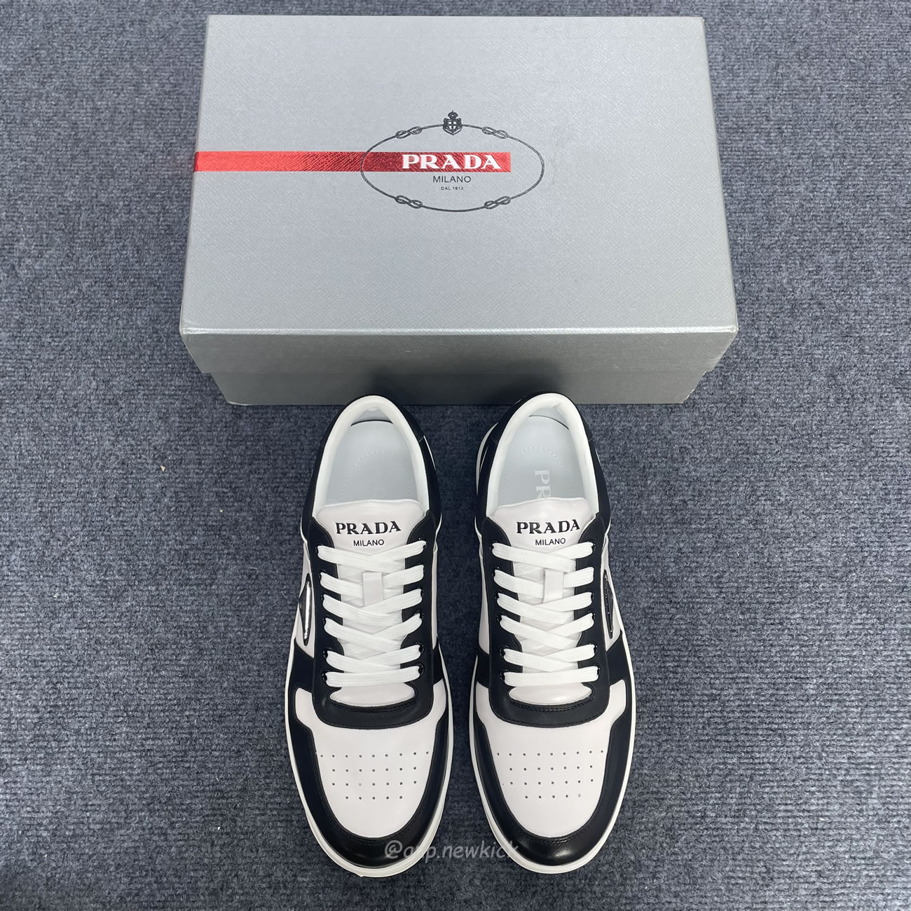 Prada Downtown Low Top Sneakers Leather White Black 2ee364 3lkg F0964 (3) - www.newkick.org Prada Downtown Low Top Sneakers Leather White Black 2ee364 3lkg F0964 (3) - www.newkick.org