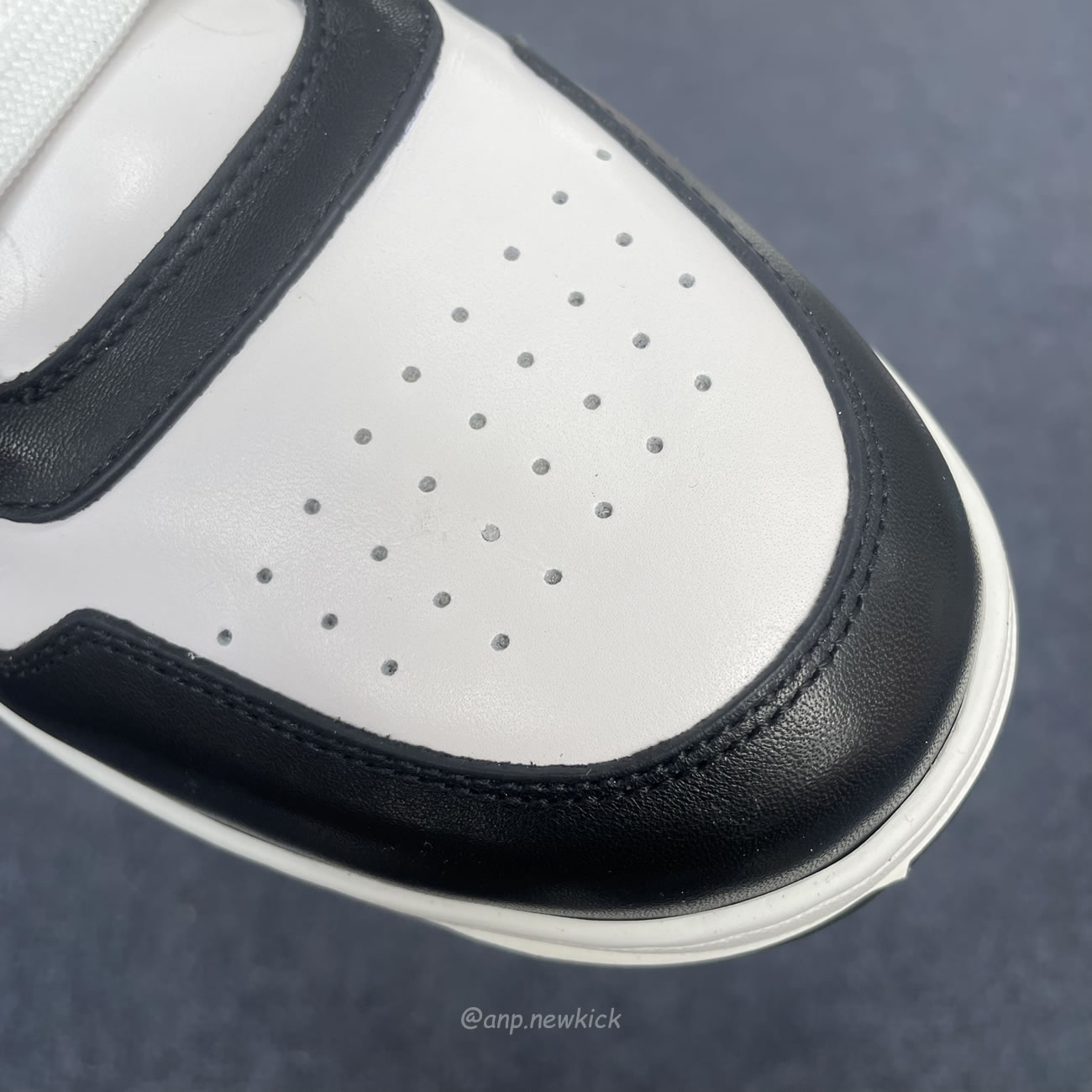 Prada Downtown Low Top Sneakers Leather White Black 2ee364 3lkg F0964 (9) - www.newkick.org Prada Downtown Low Top Sneakers Leather White Black 2ee364 3lkg F0964 (9) - www.newkick.org