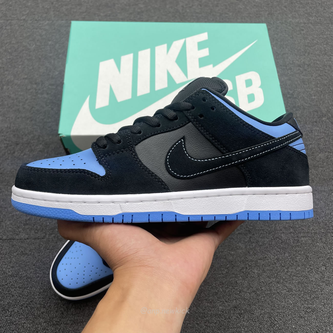 Nike Sb Dunk Low Black University Blue 304292 048 (2) - www.newkick.org Nike Sb Dunk Low Black University Blue 304292 048 (2) - www.newkick.org