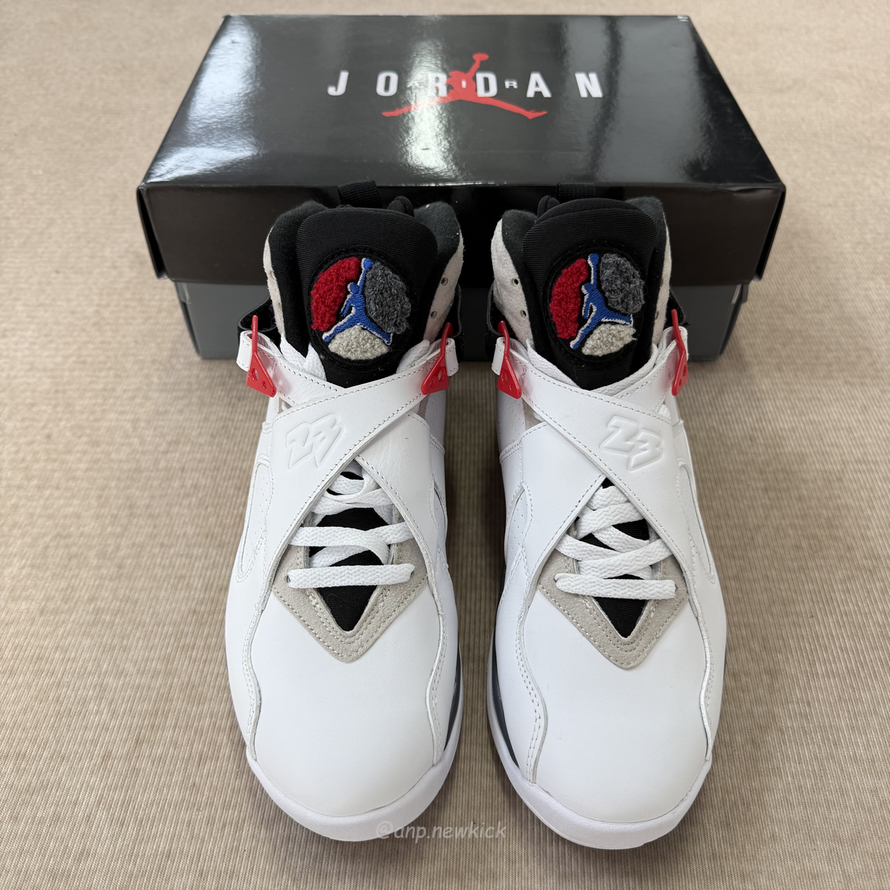 Air Jordan 8 Retro Bugs Bunny 2025 305381 100 (10) - www.newkick.org Air Jordan 8 Retro Bugs Bunny 2025 305381 100 (10) - www.newkick.org