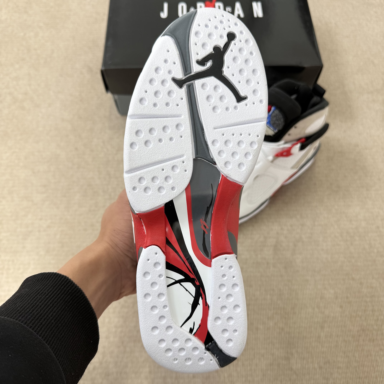 Air Jordan 8 Retro Bugs Bunny 2025 305381 100 (5) - www.newkick.org Air Jordan 8 Retro Bugs Bunny 2025 305381 100 (5) - www.newkick.org