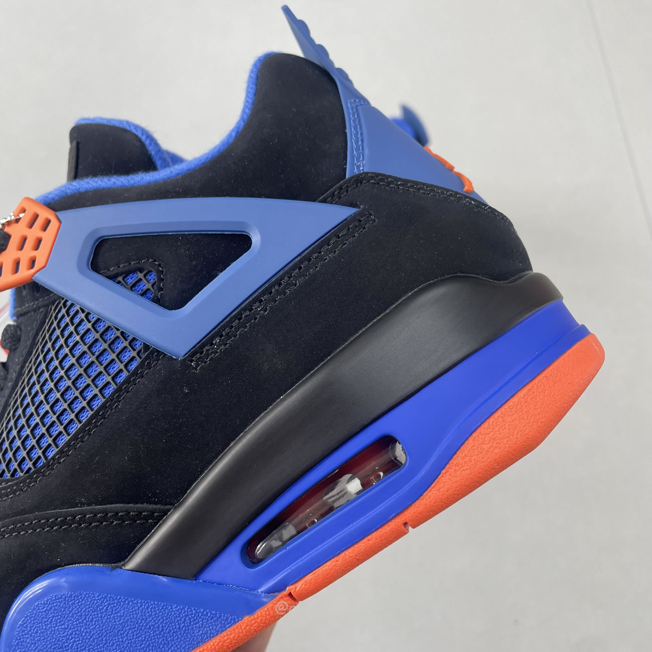 Air Jordan 4 Retro Cavs 308497 027 (3) - www.newkick.org