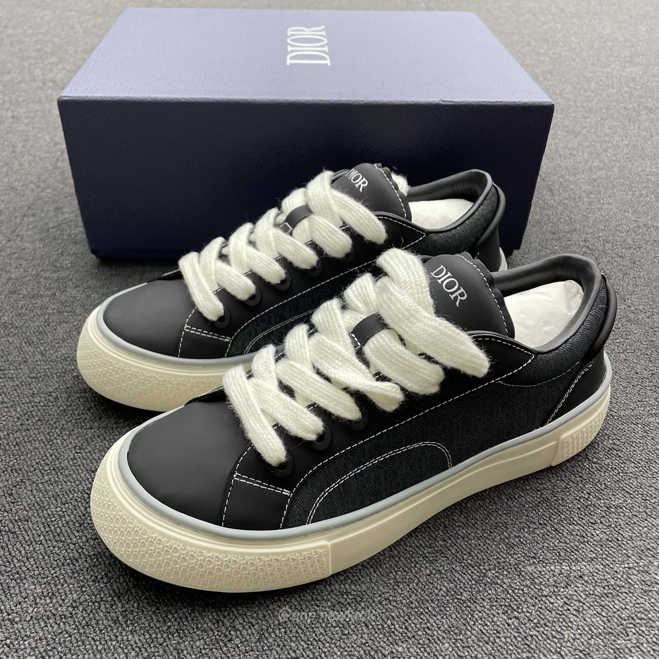 Dior B33 Sneaker Black Smooth Calfskin Oblique Jacquard 3sn303zwn55936 (10) - www.newkick.vip Dior B33 Sneaker Black Smooth Calfskin Oblique Jacquard 3sn303zwn55936 (10) - www.newkick.vip