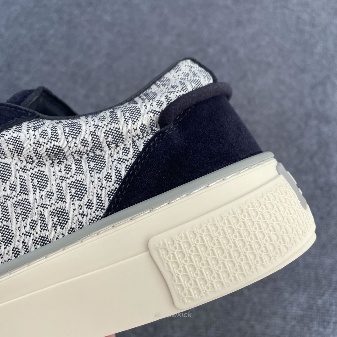 Dior B33 Sneaker Navy Blue Oblique Jacquard 3sn303zwn H559 (7) - www.newkick.vip Dior B33 Sneaker Navy Blue Oblique Jacquard 3sn303zwn H559 (7) - www.newkick.vip