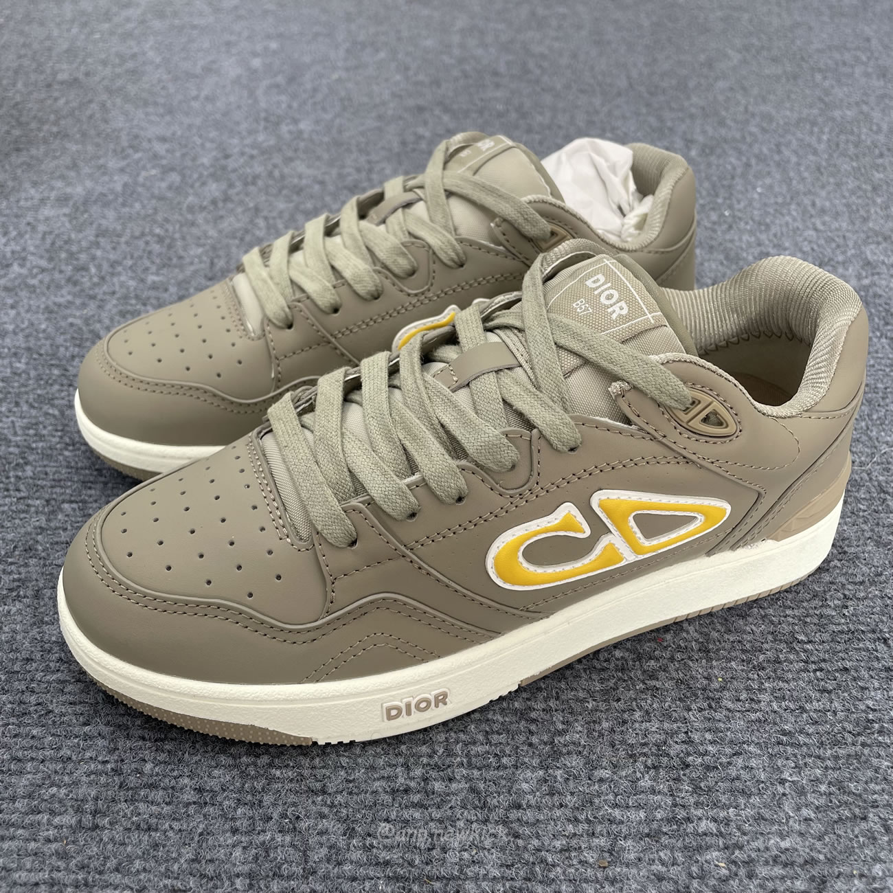 Dior X Stone Island B57 Low Sneaker Gray Yellow Blue Red 3sn318zdl H822 (2) - www.newkick.vip Dior X Stone Island B57 Low Sneaker Gray Yellow Blue Red 3sn318zdl H822 (2) - www.newkick.vip