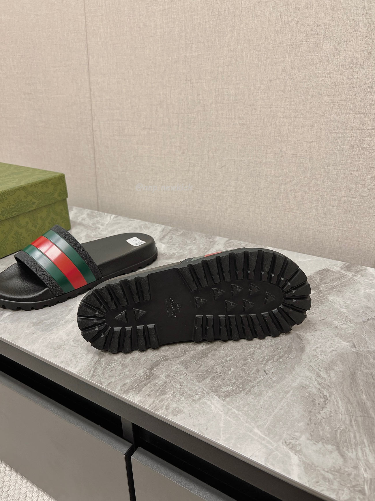 Gucci Mens Woven Leather Sandals 429469 Gib10 1098 (8) - www.newkick.org