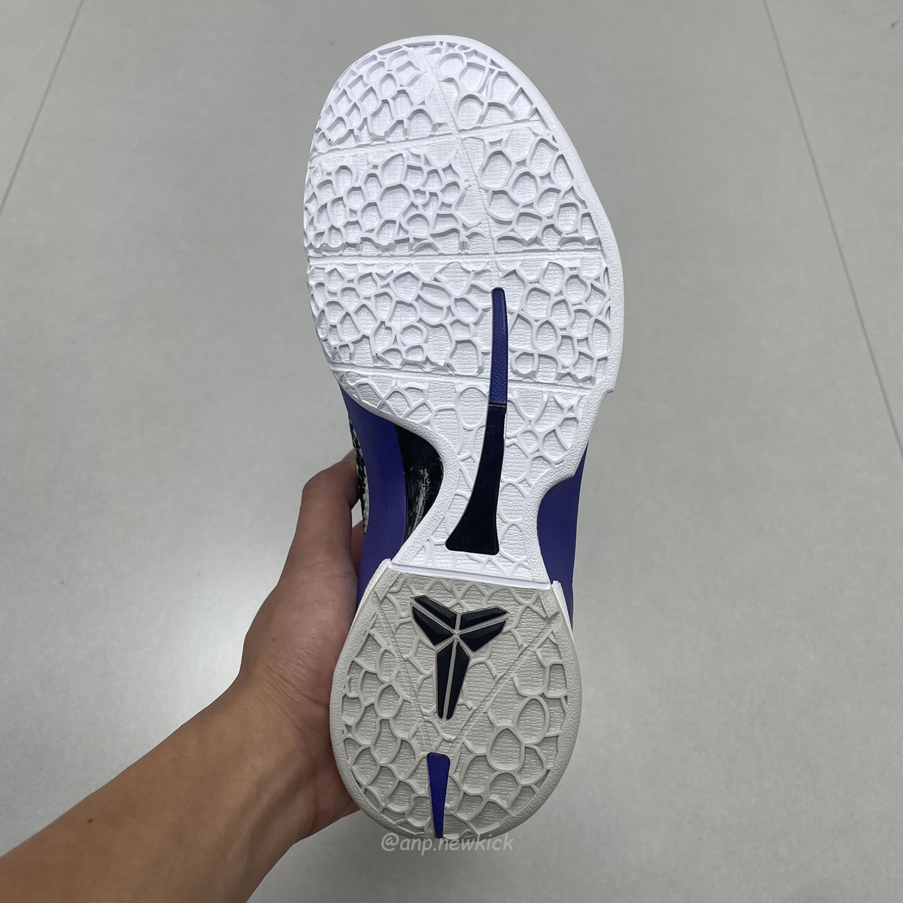 Nike Kobe 6 Concord 429659 100 (3) - www.newkick.org Nike Kobe 6 Concord 429659 100 (3) - www.newkick.org