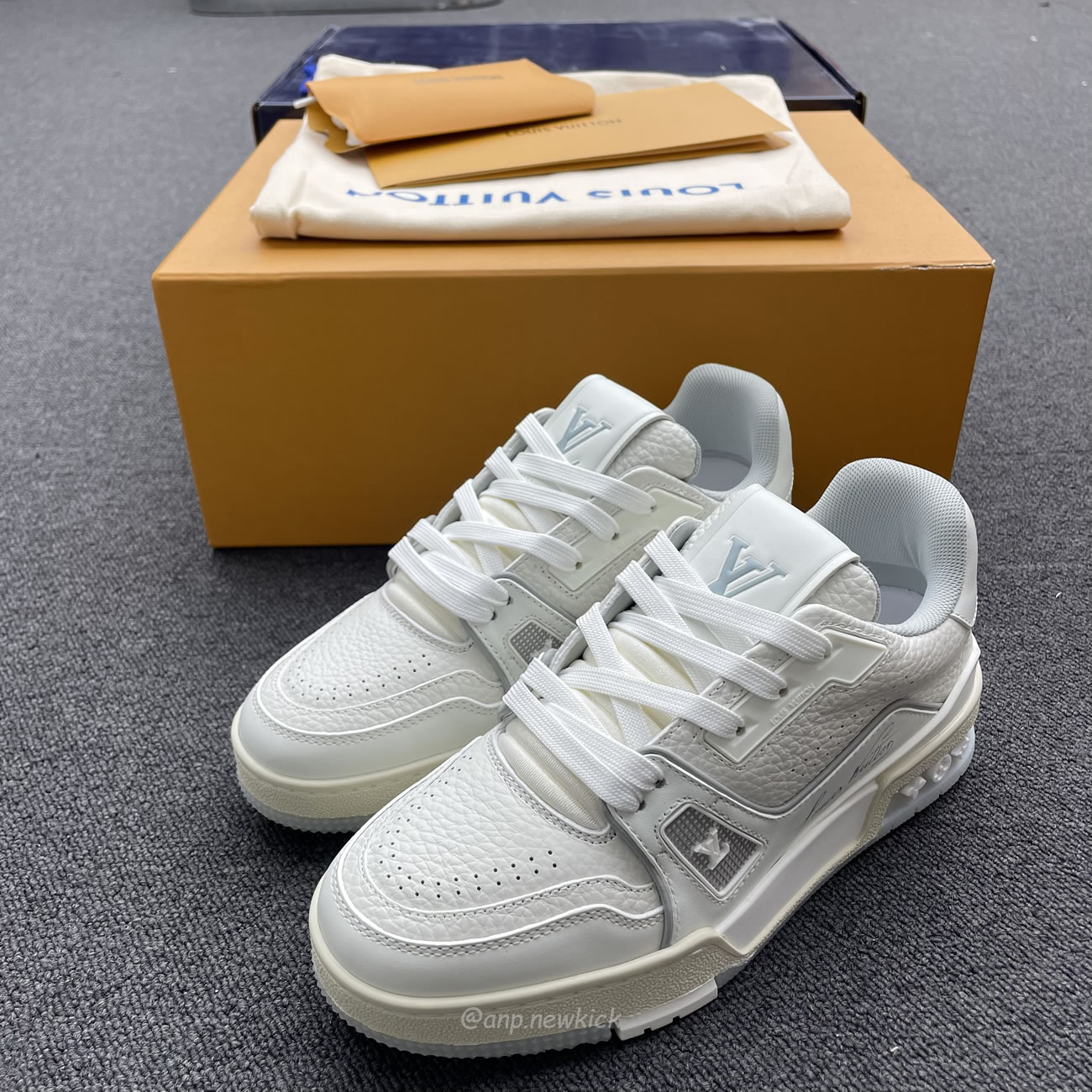 Louis Vuitton Trainer White Signature 51bcolre (6) - www.newkick.org Louis Vuitton Trainer White Signature 51bcolre (6) - www.newkick.org