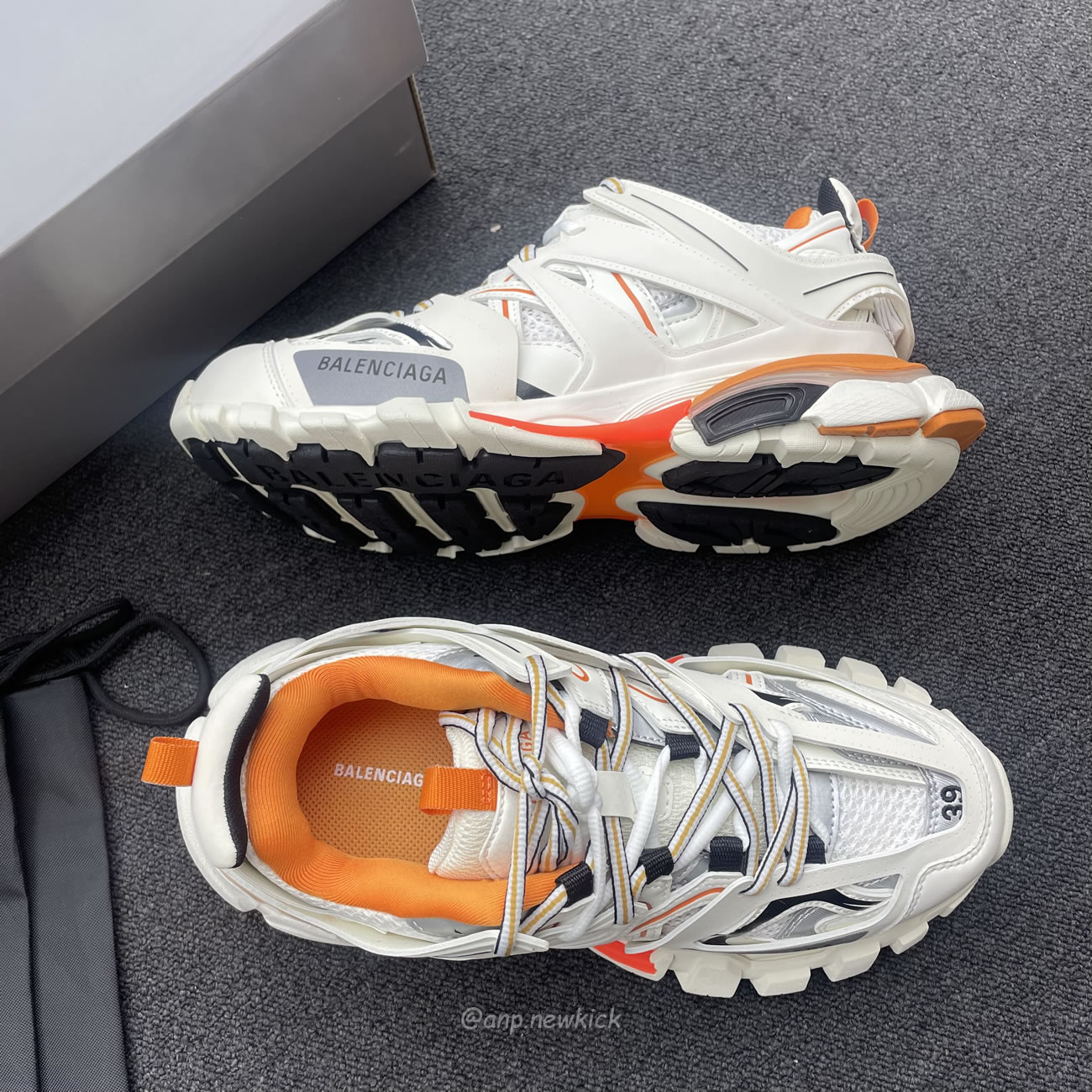 Balenciaga Track White Orange Womens 542436 W1gb1 9059 (6) - www.newkick.org Balenciaga Track White Orange Womens 542436 W1gb1 9059 (6) - www.newkick.org