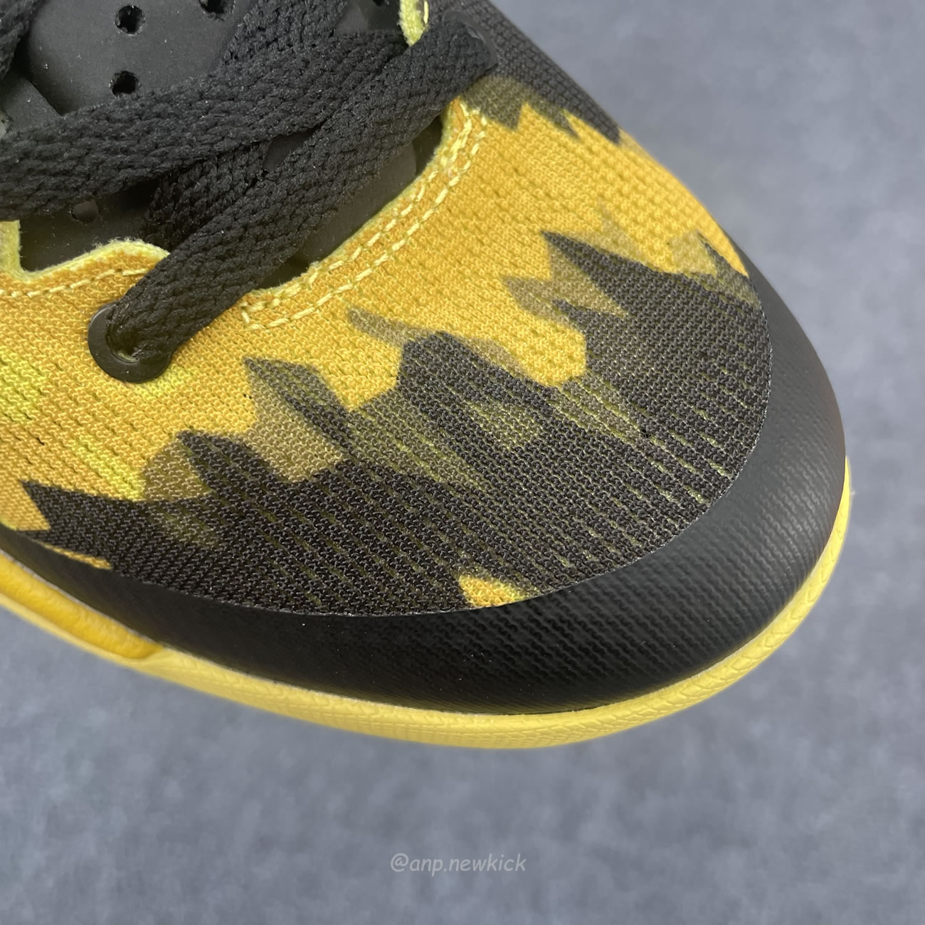 Nike Kobe 8 Xdr Black Yellow 555286‑077 (9) - www.newkick.org