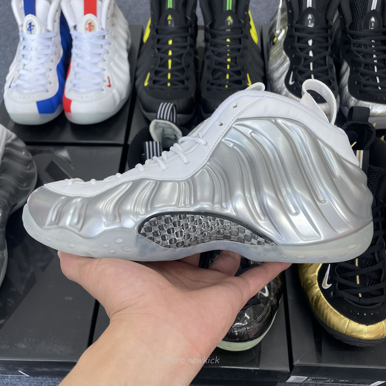 Nike Air Foamposite Pro Metallic Gold 624041 701 (7) - www.newkick.org