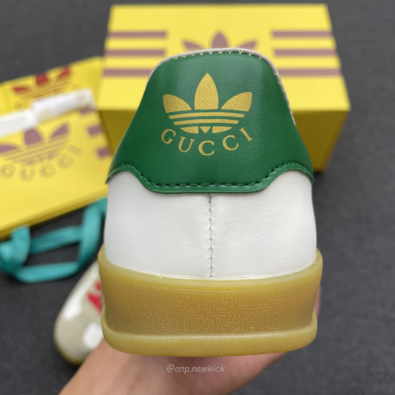 Adidas X Gucci Gazelle White Green Red 726487 Aaa43 9547 (13) - www.newkick.vip Adidas X Gucci Gazelle White Green Red 726487 Aaa43 9547 (13) - www.newkick.vip