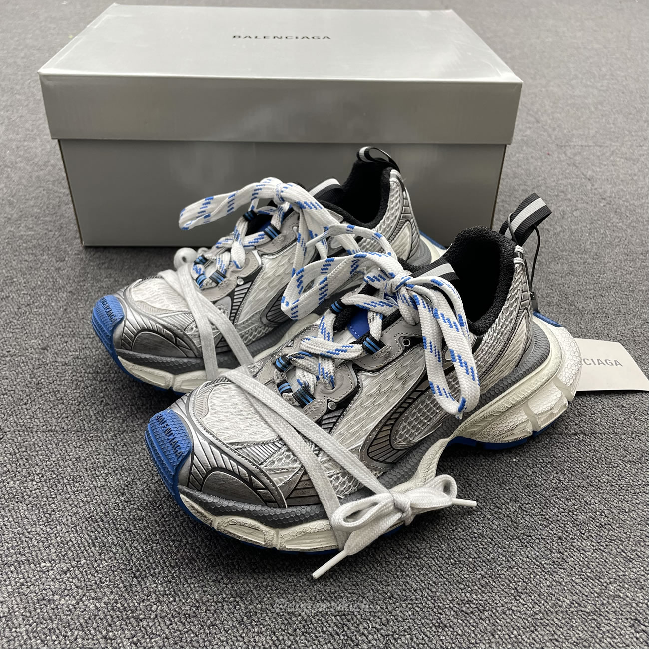 Balenciaga 3xl Trainer Grey White Blue 734731 W3xl7 1214 (7) - www.newkick.vip Balenciaga 3xl Trainer Grey White Blue 734731 W3xl7 1214 (7) - www.newkick.vip
