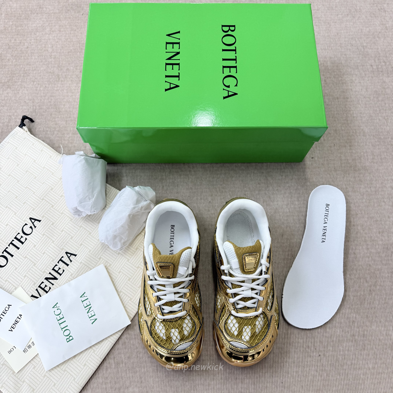 Bottega Veneta Orbit Sneaker Gold 741357 V2x40 7043 (4) - www.newkick.org Bottega Veneta Orbit Sneaker Gold 741357 V2x40 7043 (4) - www.newkick.org