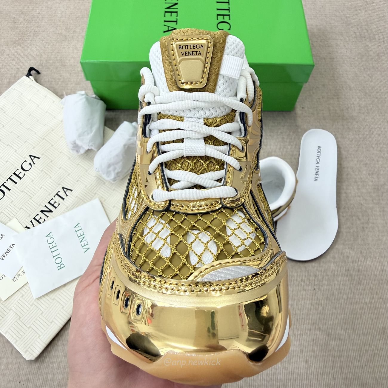 Bottega Veneta Orbit Sneaker Gold 741357 V2x40 7043 (8) - www.newkick.org Bottega Veneta Orbit Sneaker Gold 741357 V2x40 7043 (8) - www.newkick.org