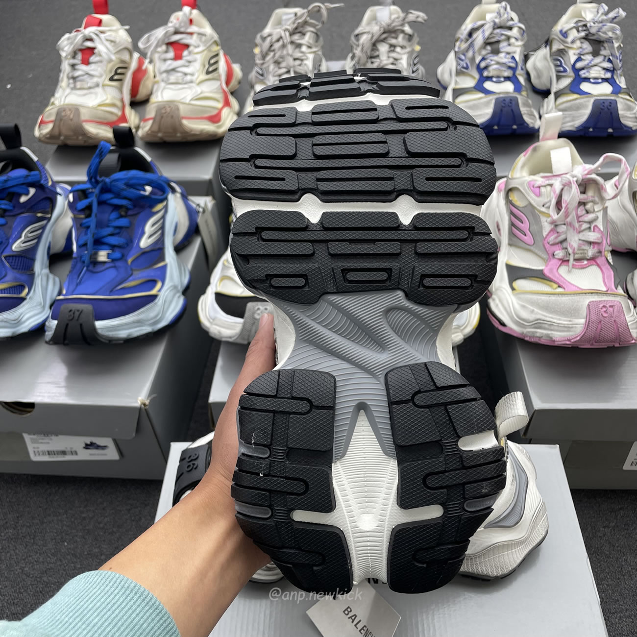 Balenciaga Cargo Sneaker Grey Black Yellow White Gery Pink Yellow Blue Red (womens) 784341 W2mv6 0328 (17) - www.newkick.vip Balenciaga Cargo Sneaker Grey Black Yellow White Gery Pink Yellow Blue Red (womens) 784341 W2mv6 0328 (17) - www.newkick.vip