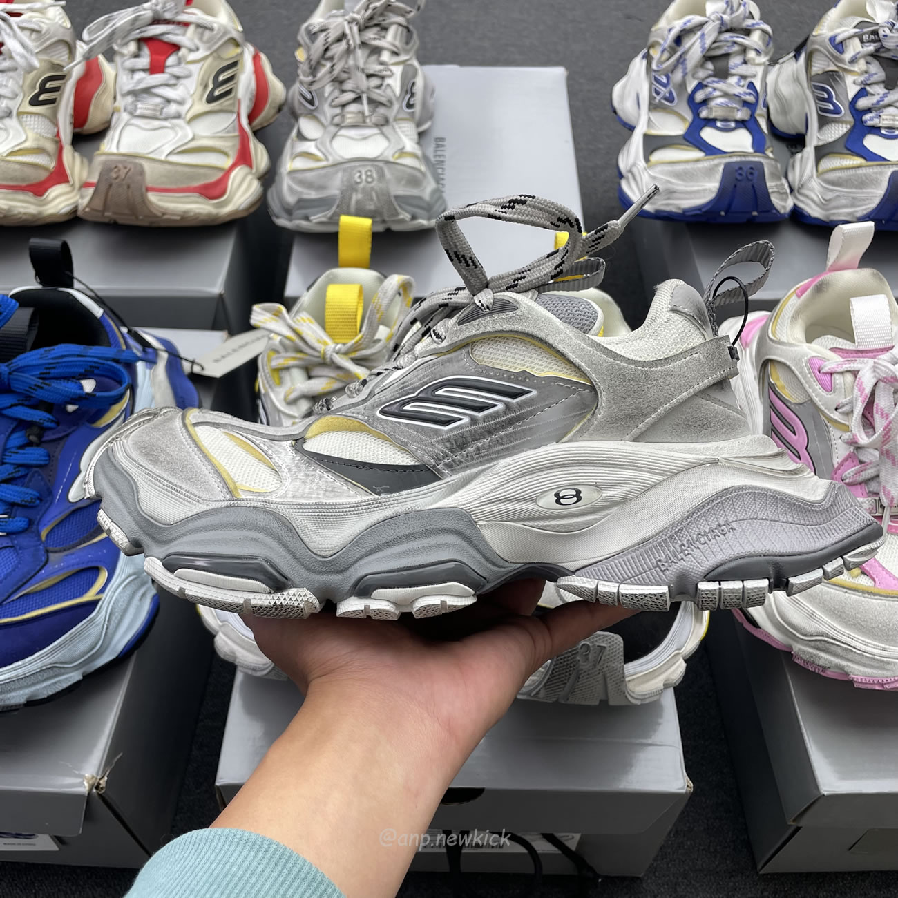 Balenciaga Cargo Sneaker Grey Black Yellow White Gery Pink Yellow Blue Red (womens) 784341 W2mv6 0328 (23) - www.newkick.vip Balenciaga Cargo Sneaker Grey Black Yellow White Gery Pink Yellow Blue Red (womens) 784341 W2mv6 0328 (23) - www.newkick.vip