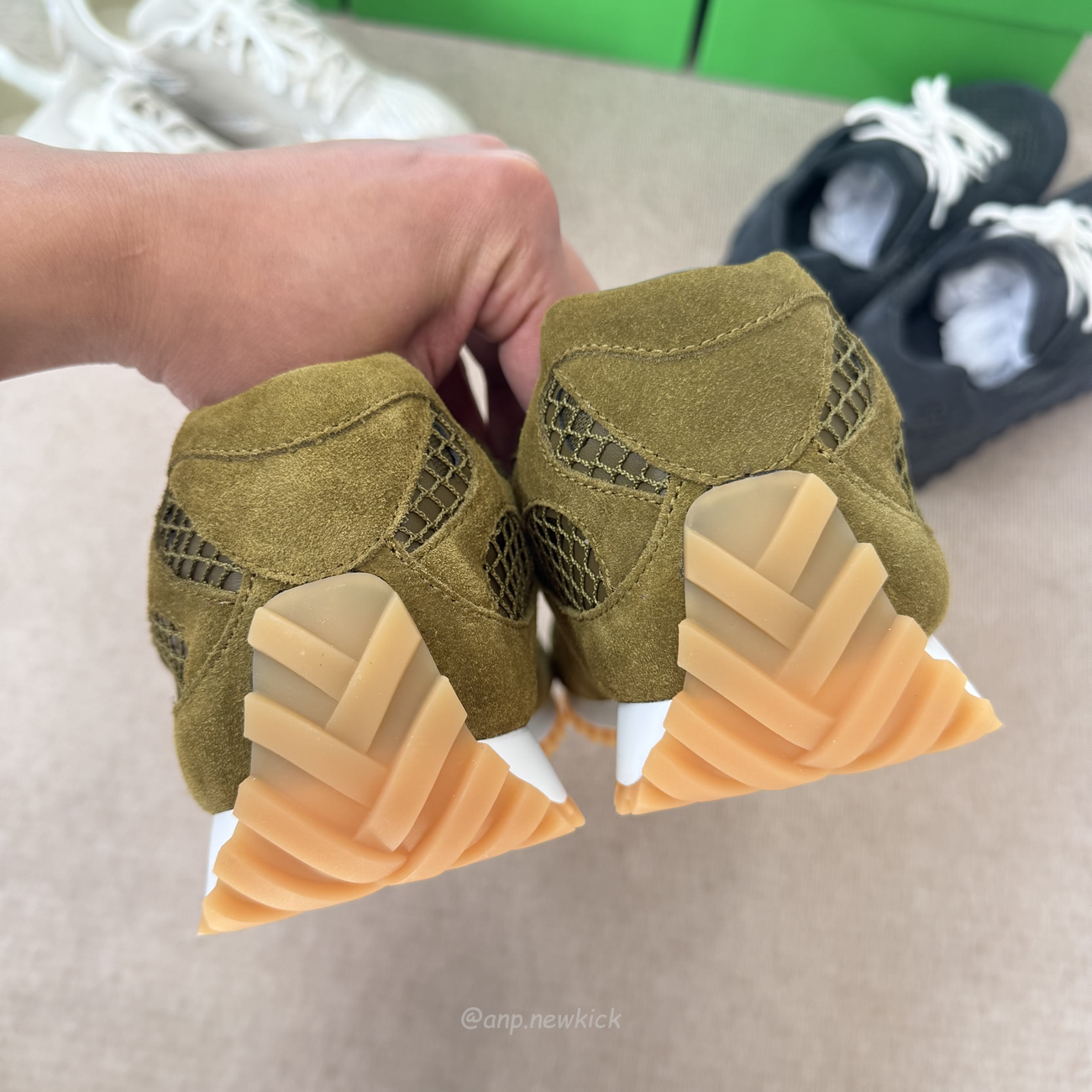 Bottega Veneta Orbit Olive Oil Black Gray 797306 V4je1 3310 (7) - www.newkick.org Bottega Veneta Orbit Olive Oil Black Gray 797306 V4je1 3310 (7) - www.newkick.org