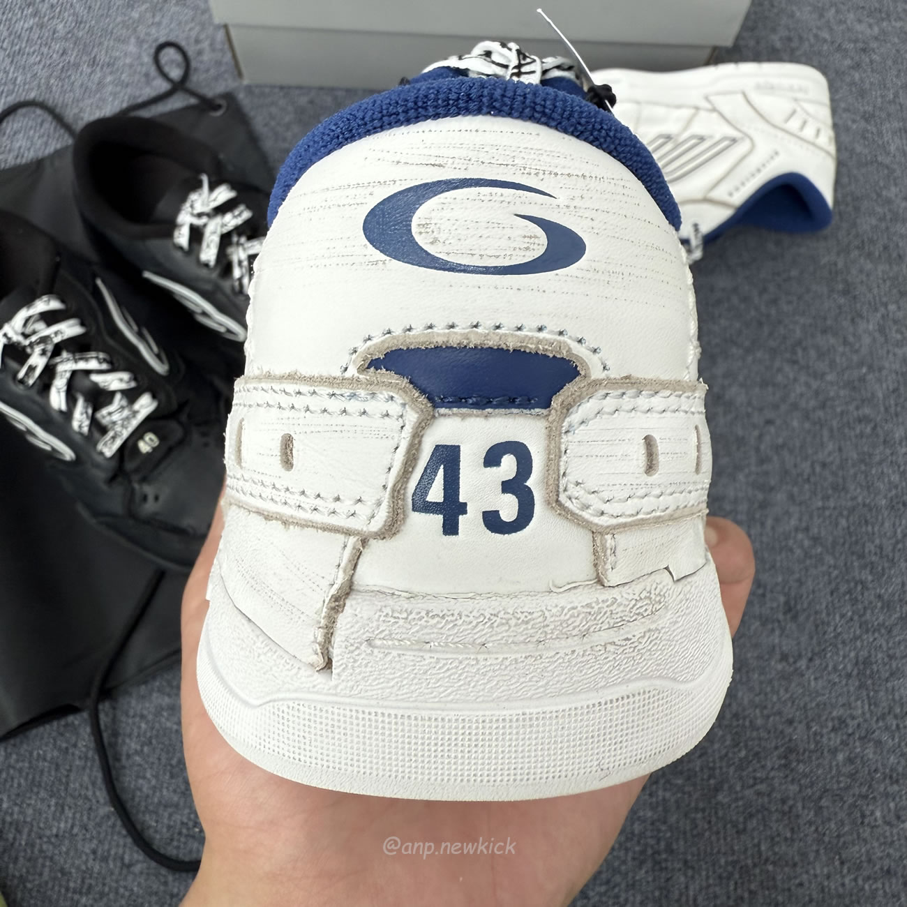 Balenciaga Hamptons Worn Out Mens Sports Shoes 841765wcurb9141 (10) - www.newkick.org Balenciaga Hamptons Worn Out Mens Sports Shoes 841765wcurb9141 (10) - www.newkick.org