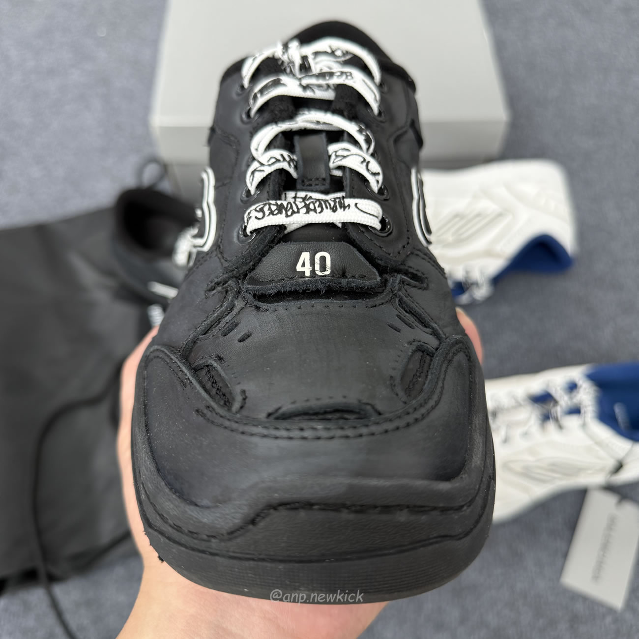 Balenciaga Hamptons Worn Out Mens Sports Shoes 841765wcurb9141 (5) - www.newkick.org Balenciaga Hamptons Worn Out Mens Sports Shoes 841765wcurb9141 (5) - www.newkick.org