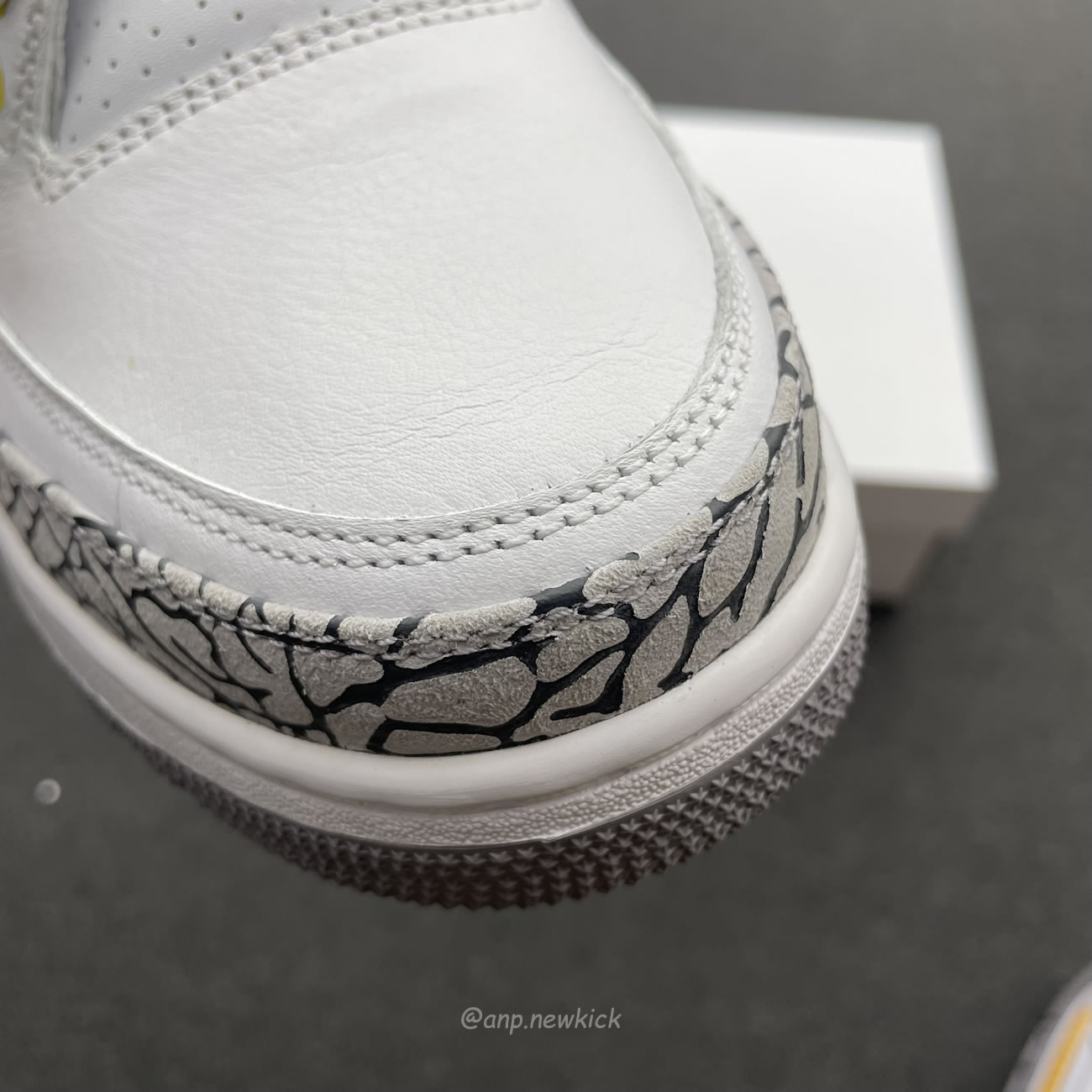 Air Jordan 3 Retro Kobe Bryant Pe 869802 907 (8) - www.newkick.org Air Jordan 3 Retro Kobe Bryant Pe 869802 907 (8) - www.newkick.org