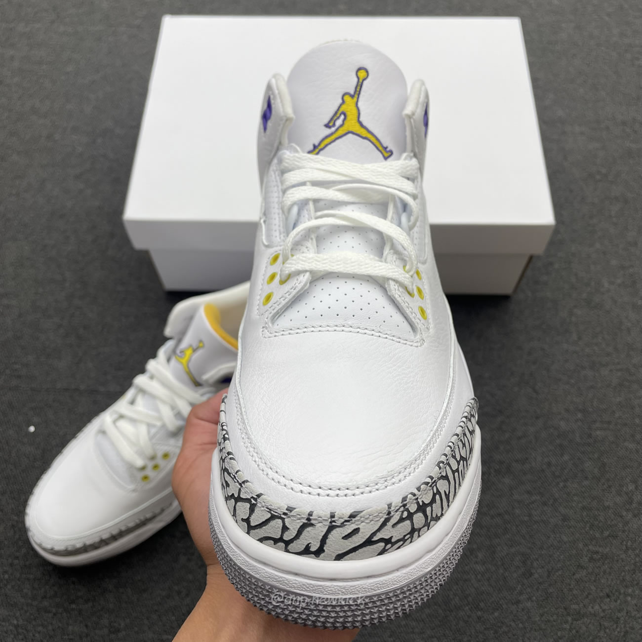 Air Jordan 3 Retro Kobe Bryant Pe 869802 907 (9) - www.newkick.org Air Jordan 3 Retro Kobe Bryant Pe 869802 907 (9) - www.newkick.org