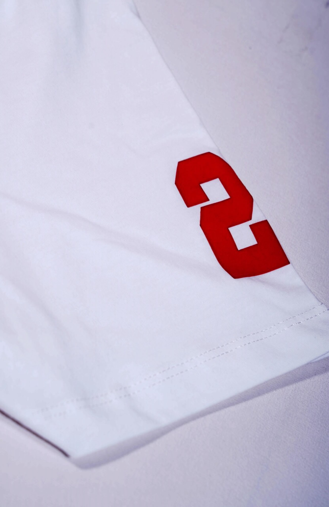 Amiri Logo Flocked Felt Trimmed Cotton Jersey White T Shirt (2) - www.newkick.org