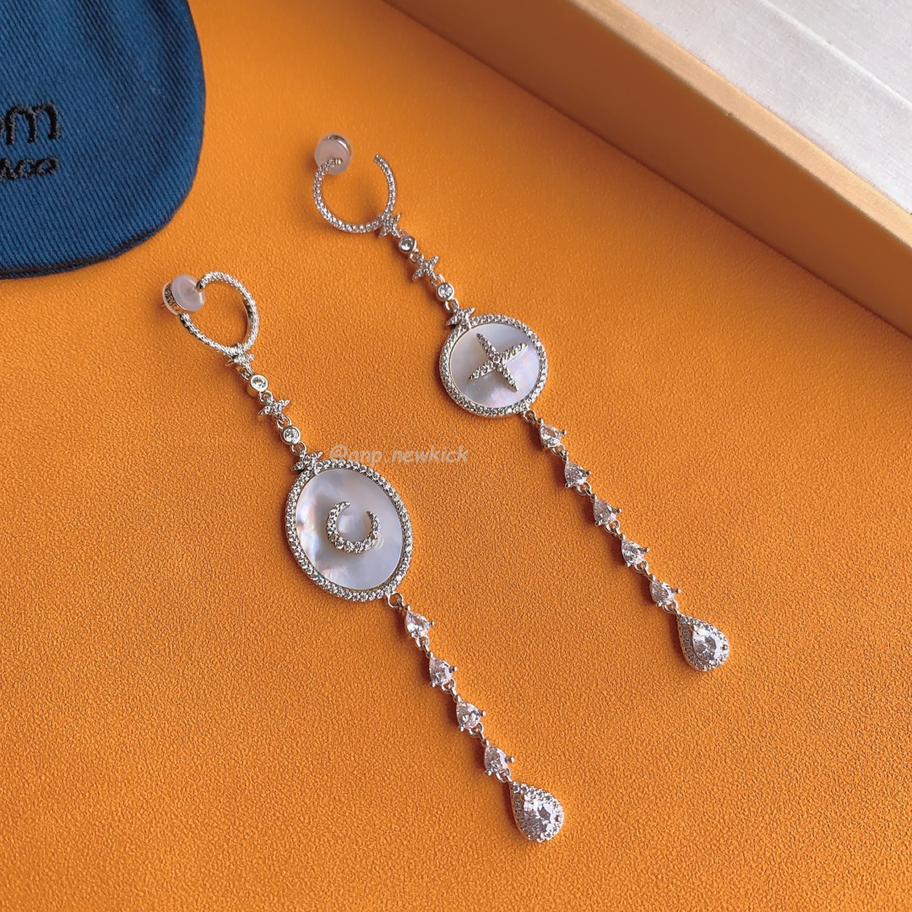 Apm Monaco Star Mother Of Pearl Earrings (8) - www.newkick.vip Apm Monaco Star Mother Of Pearl Earrings (8) - www.newkick.vip