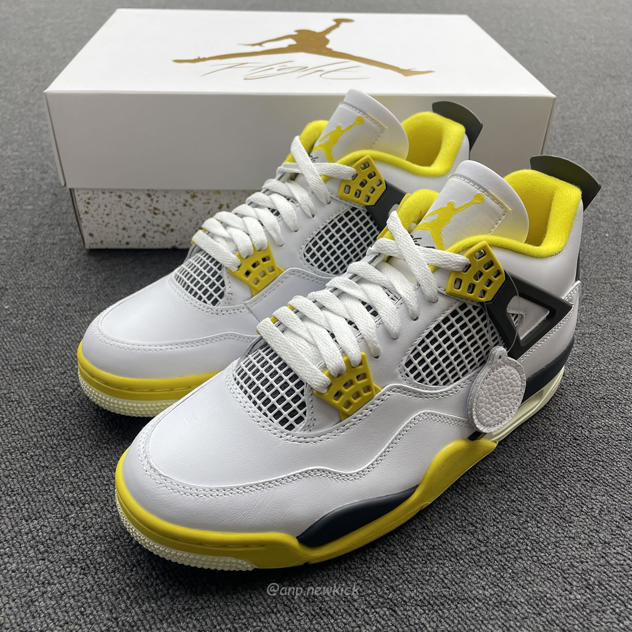 Air Jordan 4 Retro Vivid Sulfur Womens Aq9129 101 (7) - www.newkick.vip Air Jordan 4 Retro Vivid Sulfur Womens Aq9129 101 (7) - www.newkick.vip