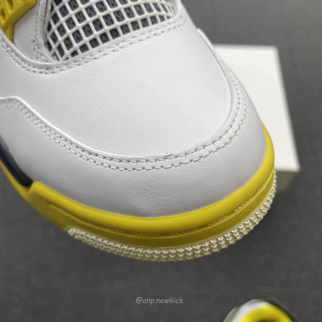 Air Jordan 4 Retro Vivid Sulfur Womens Aq9129 101 (9) - www.newkick.vip Air Jordan 4 Retro Vivid Sulfur Womens Aq9129 101 (9) - www.newkick.vip
