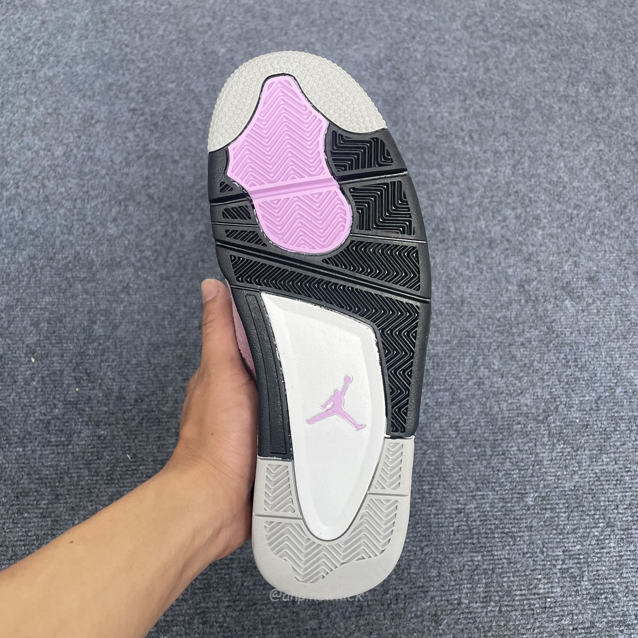 Air Jordan 4 Retro Orchid Aq9129 501 (3) - www.newkick.org Air Jordan 4 Retro Orchid Aq9129 501 (3) - www.newkick.org