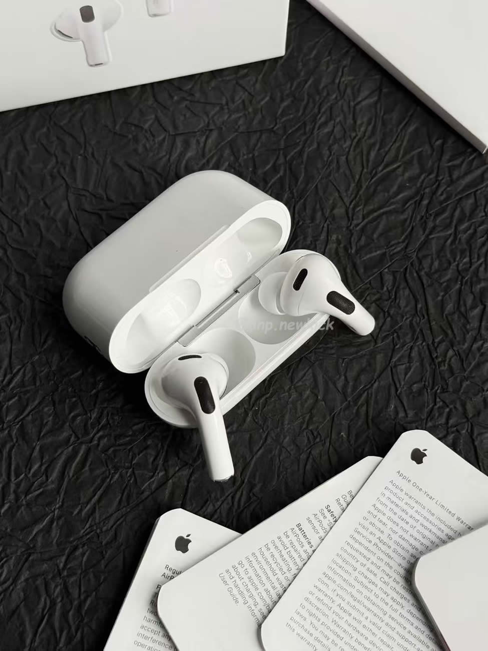 Airpods Pro 3 (10) - www.newkick.org Airpods Pro 3 (10) - www.newkick.org