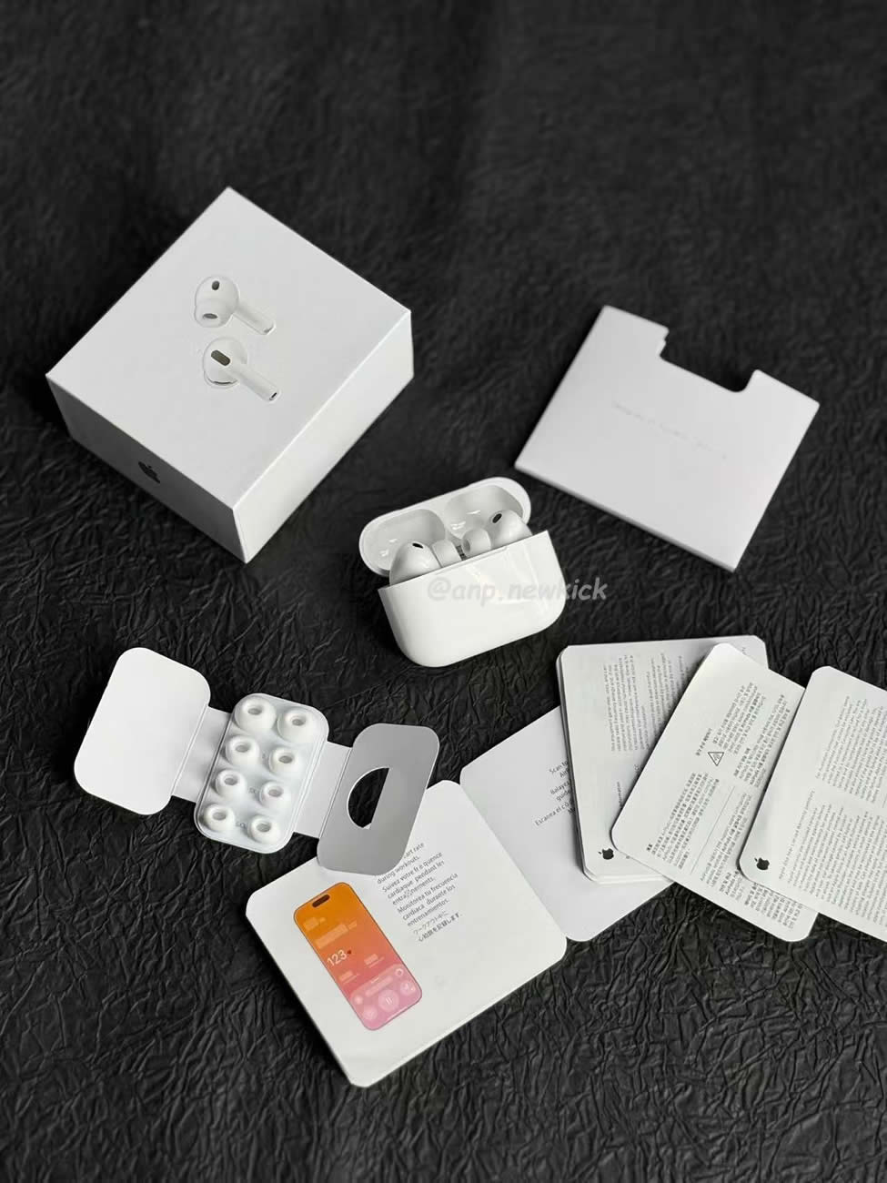 Airpods Pro 3 (2) - www.newkick.org Airpods Pro 3 (2) - www.newkick.org