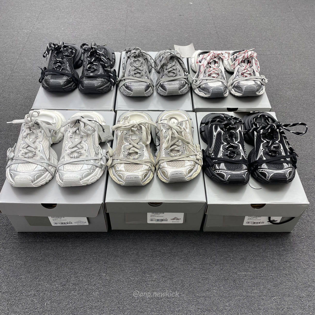 Balenciaga 3xl Mule Monocolor Mesh Rub Black White Eggshell Grey Red Bal Worn Out (14) - www.newkick.org Balenciaga 3xl Mule Monocolor Mesh Rub Black White Eggshell Grey Red Bal Worn Out (14) - www.newkick.org