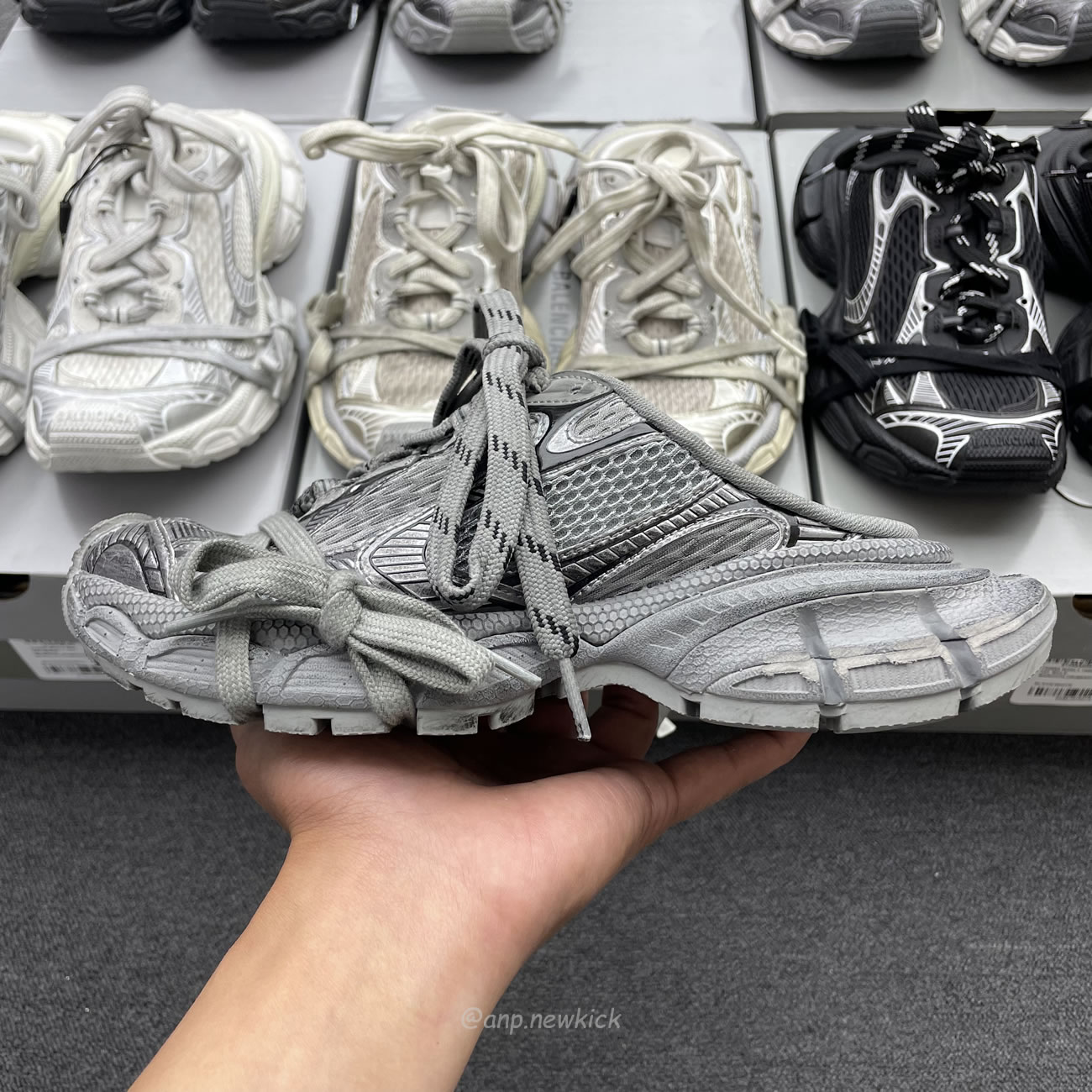 Balenciaga 3xl Mule Monocolor Mesh Rub Black White Eggshell Grey Red Bal Worn Out (20) - www.newkick.org Balenciaga 3xl Mule Monocolor Mesh Rub Black White Eggshell Grey Red Bal Worn Out (20) - www.newkick.org