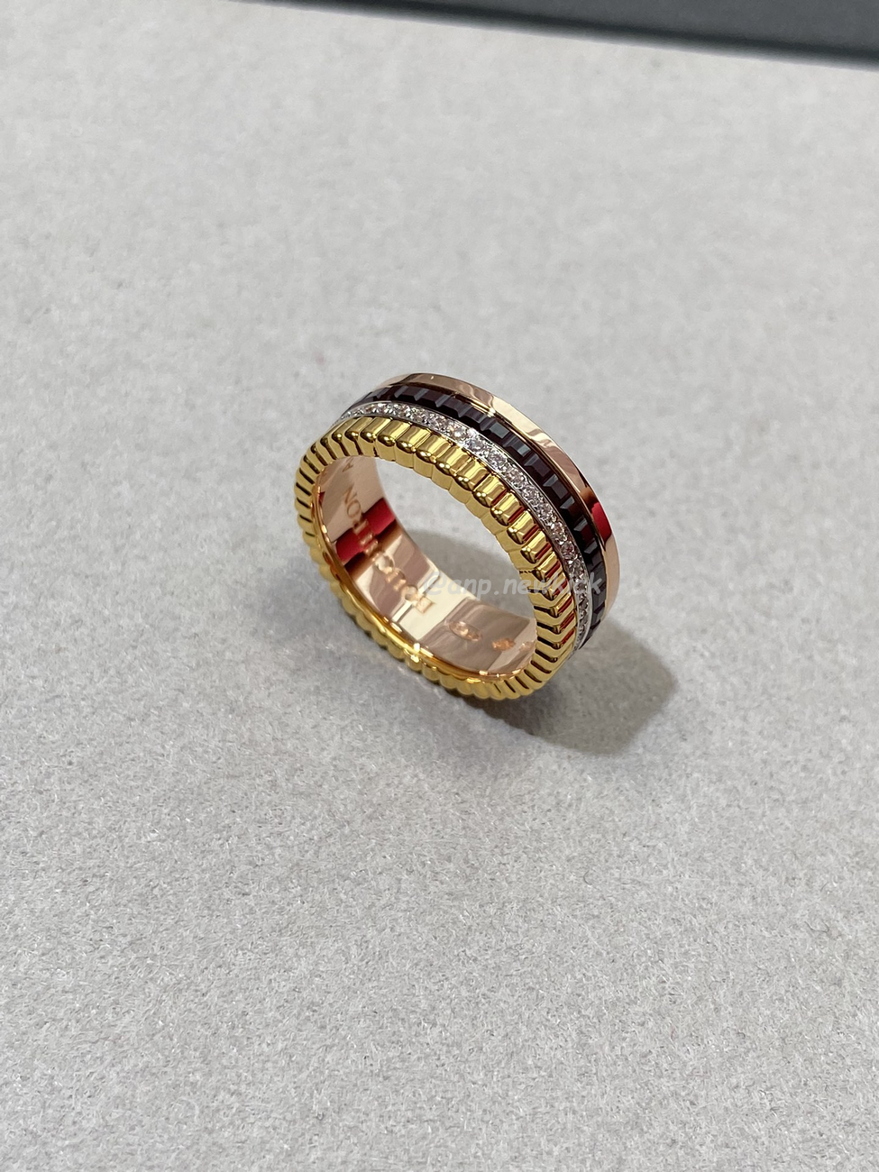 Boucheron Quatre Classique Ring (2) - www.newkick.org Boucheron Quatre Classique Ring (2) - www.newkick.org