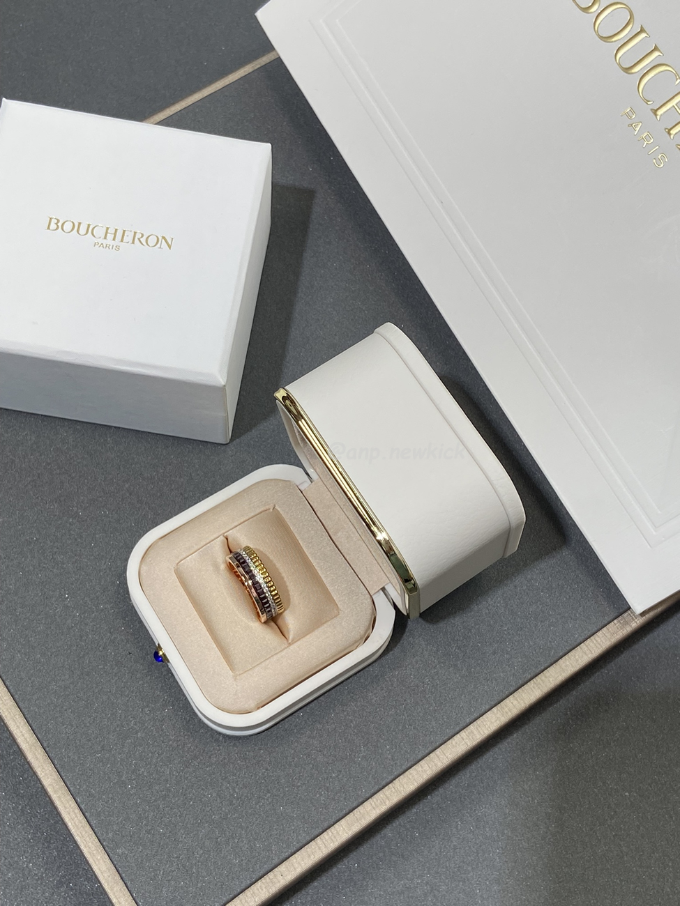Boucheron Quatre Classique Ring (6) - www.newkick.org Boucheron Quatre Classique Ring (6) - www.newkick.org