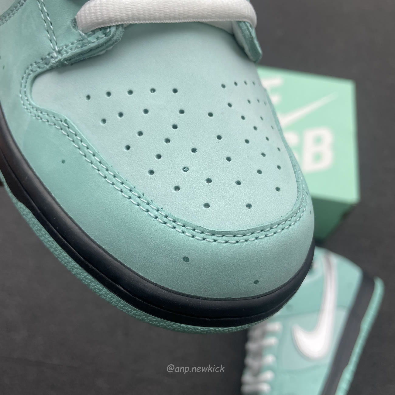 Nike Sb Dunk Low Concepts Tiffany Green Lobster Bv1310 402 (6) - www.newkick.org Nike Sb Dunk Low Concepts Tiffany Green Lobster Bv1310 402 (6) - www.newkick.org