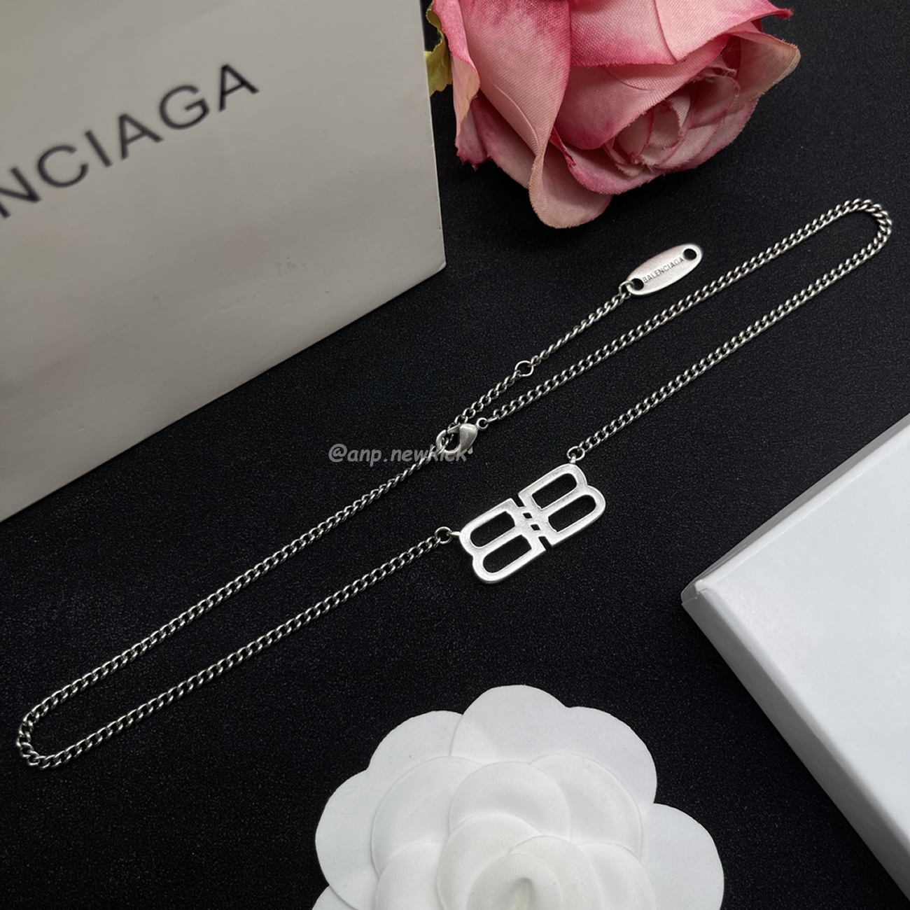 Balenciaga Bb Necklace (2) - www.newkick.org Balenciaga Bb Necklace (2) - www.newkick.org