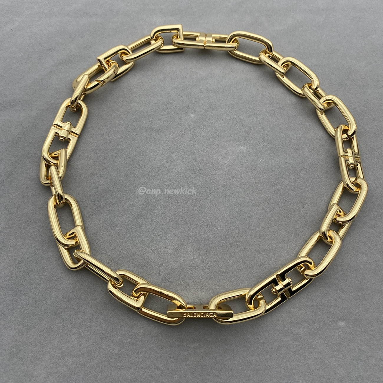Balenciaga Bracelet (1) - www.newkick.org Balenciaga Bracelet (1) - www.newkick.org