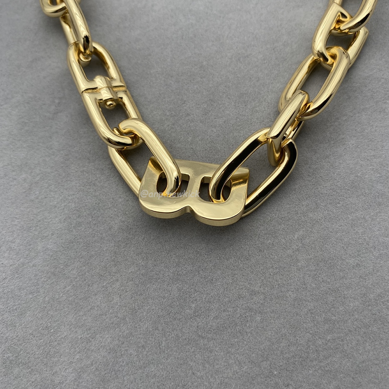 Balenciaga Bracelet (2) - www.newkick.org Balenciaga Bracelet (2) - www.newkick.org