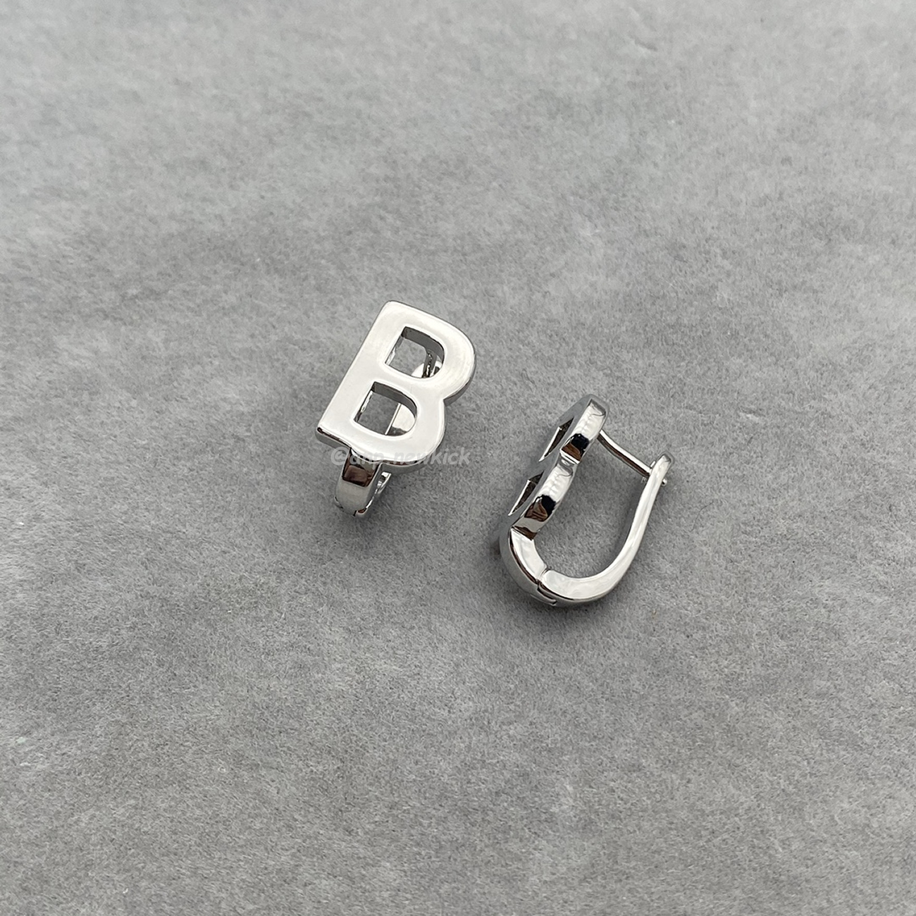 Balenciaga Earrings (2) - www.newkick.org Balenciaga Earrings (2) - www.newkick.org