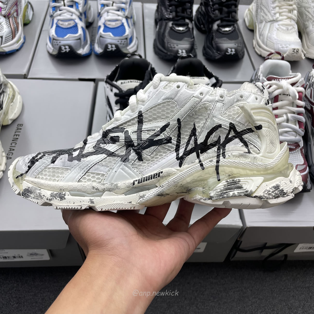 Balenciaga Runner White Grey Silver Black Blue Multicolor Burgundy (20) - www.newkick.org Balenciaga Runner White Grey Silver Black Blue Multicolor Burgundy (20) - www.newkick.org