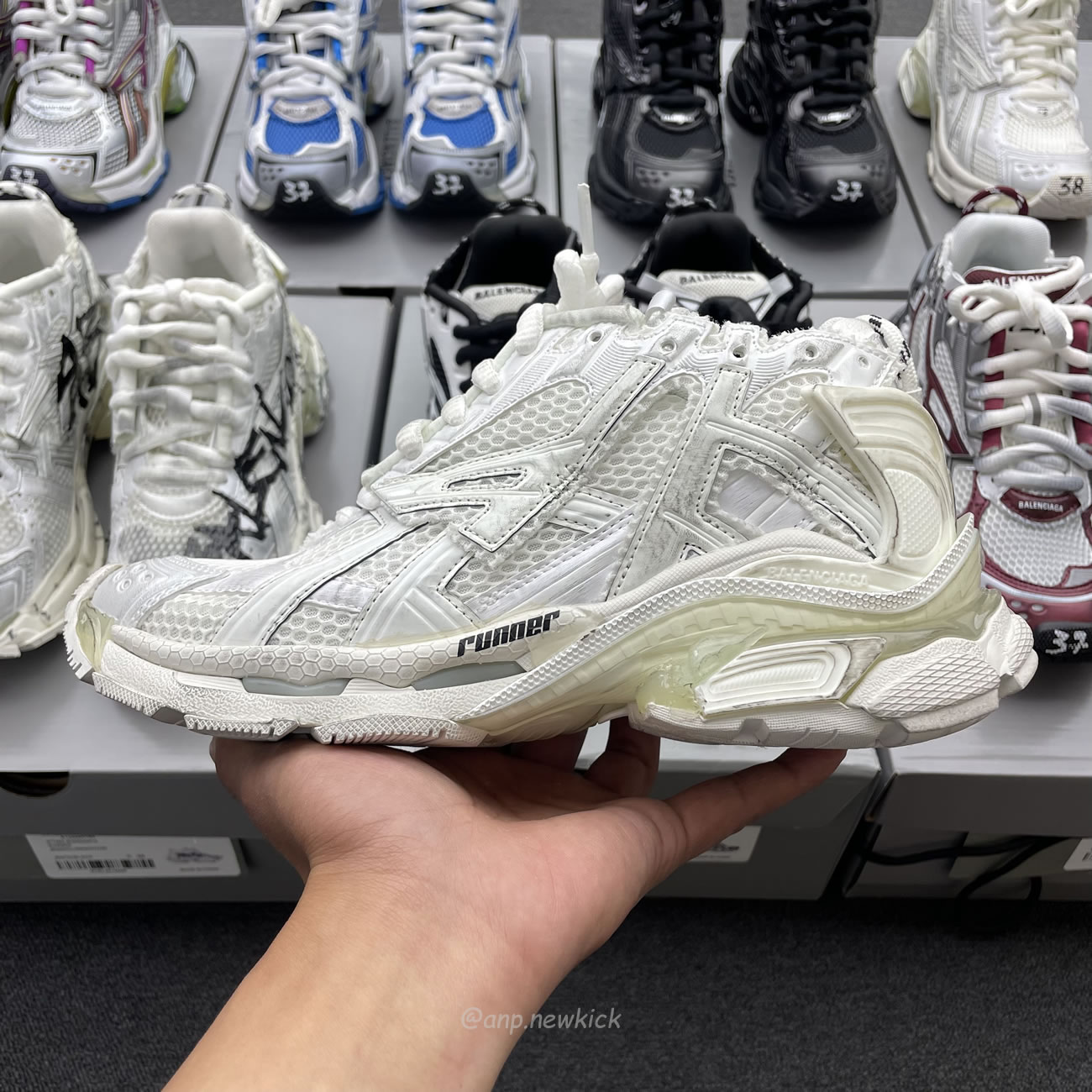 Balenciaga Runner White Grey Silver Black Blue Multicolor Burgundy (21) - www.newkick.org Balenciaga Runner White Grey Silver Black Blue Multicolor Burgundy (21) - www.newkick.org